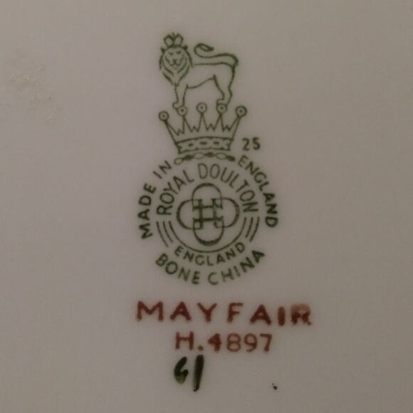 SALE Set of 4 Royal Doulton 10in Plates in Mayfair - Picture 7 of 15